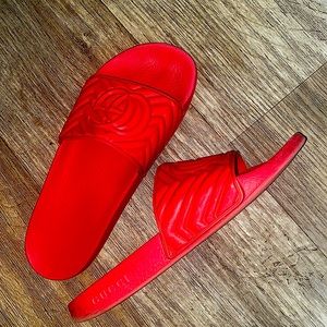 Gucci Flipflop Red